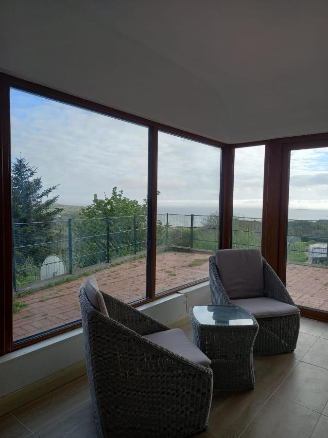 Two Bed Bungalow With Sunroom And Stunning Views Killybegs
